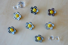 Load image into Gallery viewer, Flower Power Pin