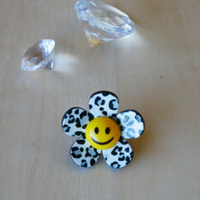 Load image into Gallery viewer, Flower Power Pin