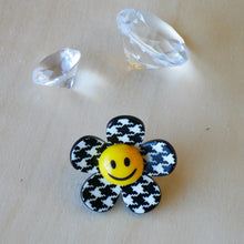Load image into Gallery viewer, Flower Power Pin