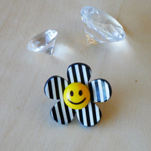 Load image into Gallery viewer, Flower Power Pin