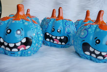 Load image into Gallery viewer, The Mr. Mee-seeks Pumpkin