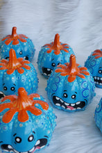Load image into Gallery viewer, The Mr. Mee-seeks Pumpkin