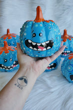 Load image into Gallery viewer, The Mr. Mee-seeks Pumpkin
