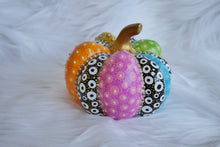 Load image into Gallery viewer, Prism Pumpkins