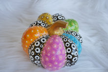 Load image into Gallery viewer, Prism Pumpkins
