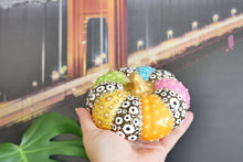 Load image into Gallery viewer, Prism Pumpkins