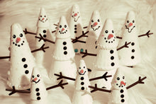 Load image into Gallery viewer, The Howdy Snowman