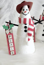 Load image into Gallery viewer, The Howdy Snowman