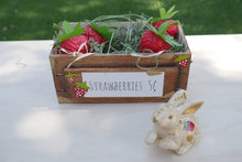 Load image into Gallery viewer, Strawberry Farm Animals