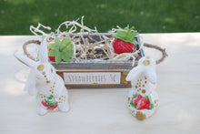 Load image into Gallery viewer, Strawberry Farm Animals