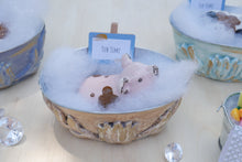 Load image into Gallery viewer, Farm Animals - Tub Time