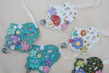 Load image into Gallery viewer, Ghosties Ornaments