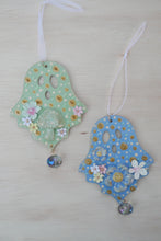 Load image into Gallery viewer, Ghosties Ornaments