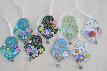 Load image into Gallery viewer, Ghosties Ornaments