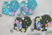 Load image into Gallery viewer, Ghosties Ornaments