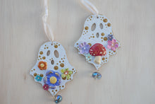 Load image into Gallery viewer, Ghosties Ornaments