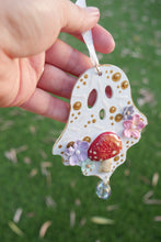 Load image into Gallery viewer, Ghosties Ornaments