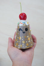 Load image into Gallery viewer, Cake Ghosties