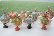 Load image into Gallery viewer, Primitive Rustic Pumpkins