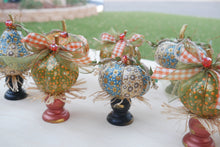 Load image into Gallery viewer, Primitive Rustic Pumpkins