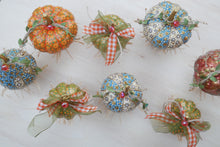 Load image into Gallery viewer, Primitive Rustic Pumpkins