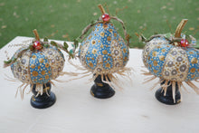 Load image into Gallery viewer, Primitive Rustic Pumpkins