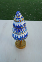 Load image into Gallery viewer, Frostbite Xmas Trees