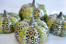 Load image into Gallery viewer, Goldie Lime Pumpkin
