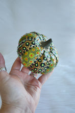 Load image into Gallery viewer, Goldie Lime Pumpkin