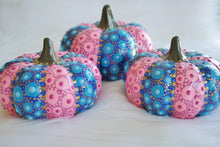 Load image into Gallery viewer, Pretty Pink Pumpkin