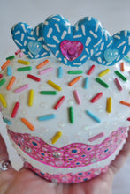 Load image into Gallery viewer, Happy Cake Happy Me