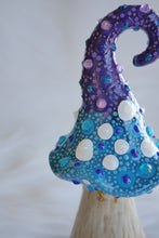 Load image into Gallery viewer, Twisted Psychedelic Mushrooms