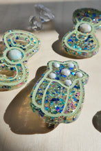 Load image into Gallery viewer, Glittery Green Hair Pins