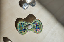 Load image into Gallery viewer, Glittery Green Hair Pins