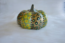 Load image into Gallery viewer, Goldie Lime Pumpkin
